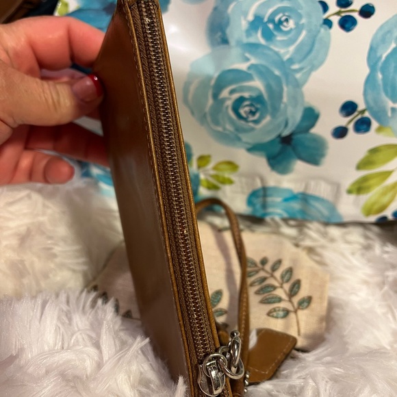 Vintage Coach Wristlet tan leather - Picture 4 of 6